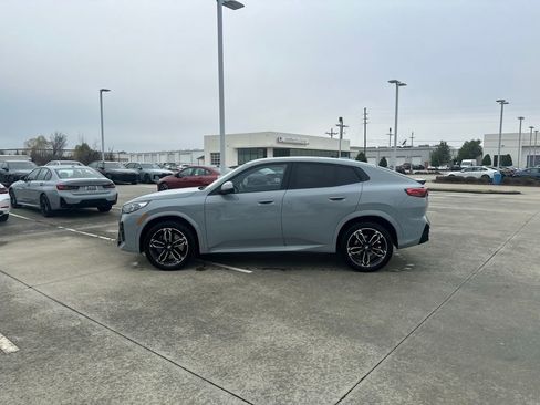 Certified 2025 BMW X2 xDrive28i image 10