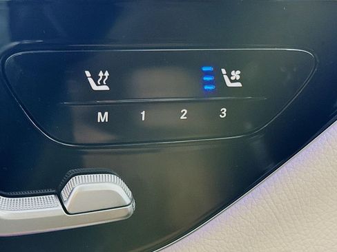 Used 2026 Mercedes-Benz GLC 300 4MATIC image 21