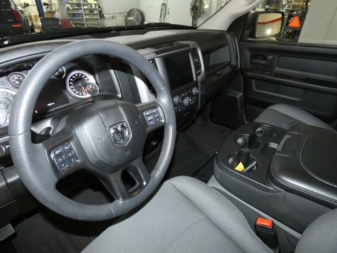 Used 2024 RAM 1500 Tradesman w/ Tradesman SXT Package image 8
