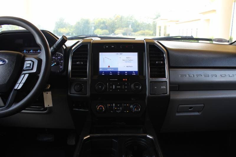 Used 2021 Ford F250 XLT w/ XLT Value Package AWD/4WD image 35