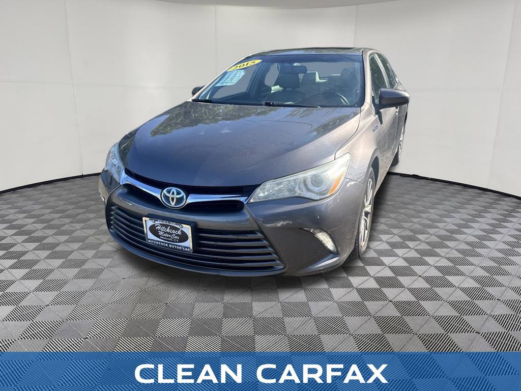 Used 2015 Toyota Camry XLE w/ Moonroof Package FWD image 3