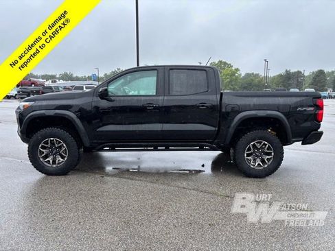 Certified 2024 Chevrolet Colorado ZR2 w/ ZR2 Convenience Package III image 3