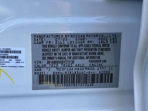 New 2025 Nissan Sentra SR w/ Midnight Edition image 25