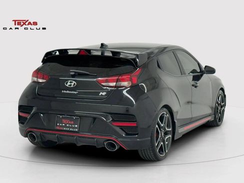 Used 2022 Hyundai Veloster N FWD image 5
