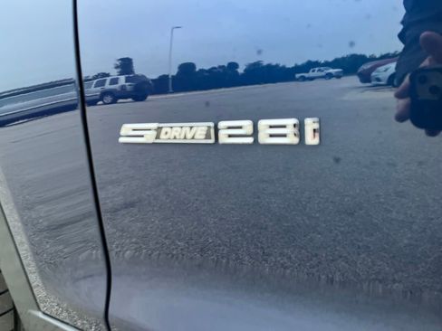Used 2016 BMW X3 sDrive28i RWD image 12