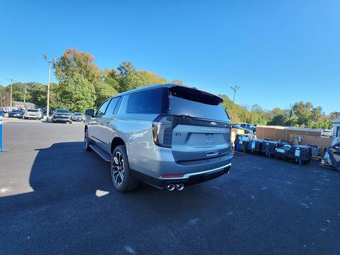 New 2026 Chevrolet Suburban Premier w/ Sun And Tow Package image 3