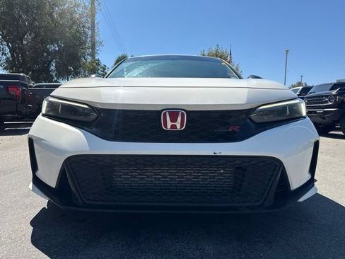 Used 2023 Honda Civic Type R image 5