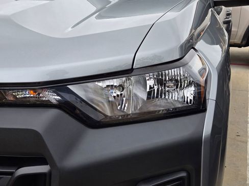 Used 2024 Chevrolet Colorado W/T RWD image 13