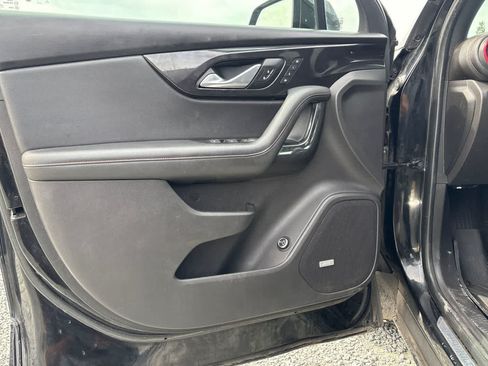 Used 2019 Chevrolet Blazer RS AWD/4WD image 15