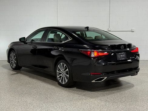 Used 2019 Lexus ES 350 w/ Premium Package FWD image 6