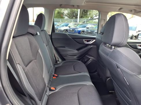 Used 2023 Subaru Forester Premium AWD/4WD image 21