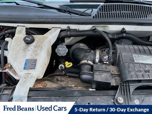 Used 2010 GMC Savana 2500 image 24