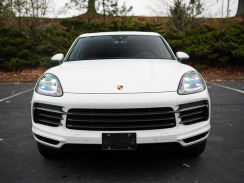 Used 2021 Porsche Cayenne S image 16