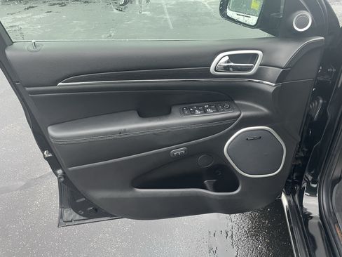 Used 2021 Jeep Grand Cherokee Summit AWD/4WD image 11