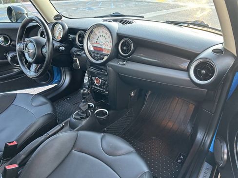 Used 2011 MINI Cooper S image 22