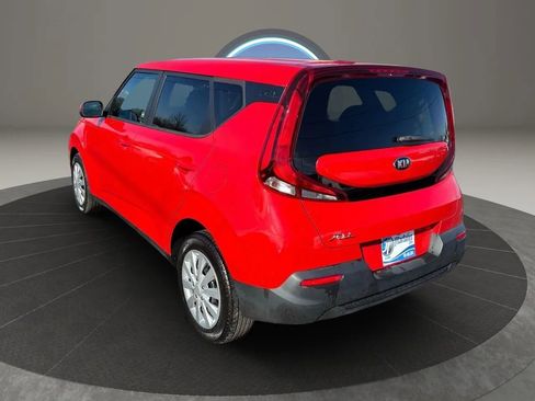 Used 2020 Kia Soul LX image 16