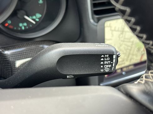 Used 2016 Porsche 911 R image 24