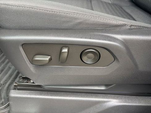 Used 2023 Chevrolet Silverado 1500 RST w/ Z71 Off-Road Package image 16