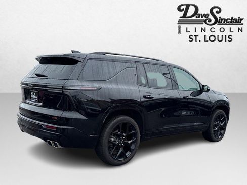 Used 2024 Chevrolet Traverse RS w/ LPO, Floor Liner Package image 5