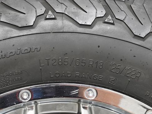 Used 2021 Jeep Wrangler Willys image 29