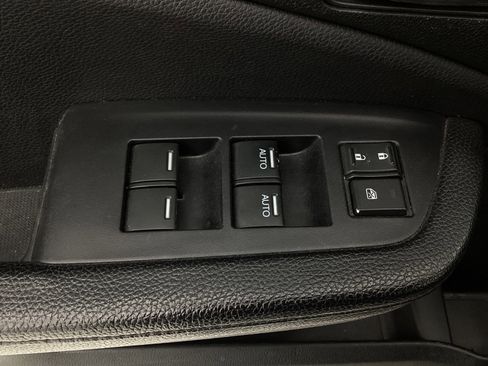 Used 2018 Honda Pilot EX-L image 39