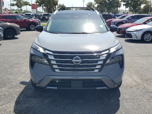 Certified 2024 Nissan Rogue SL w/ SL Premium Package FWD image 2