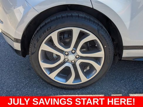 Used 2020 Land Rover Range Rover Evoque First Edition AWD/4WD image 12