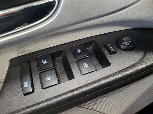 Used 2016 Chevrolet Equinox LT FWD image 27