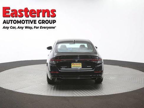 Used 2025 Honda Accord Sport image 36