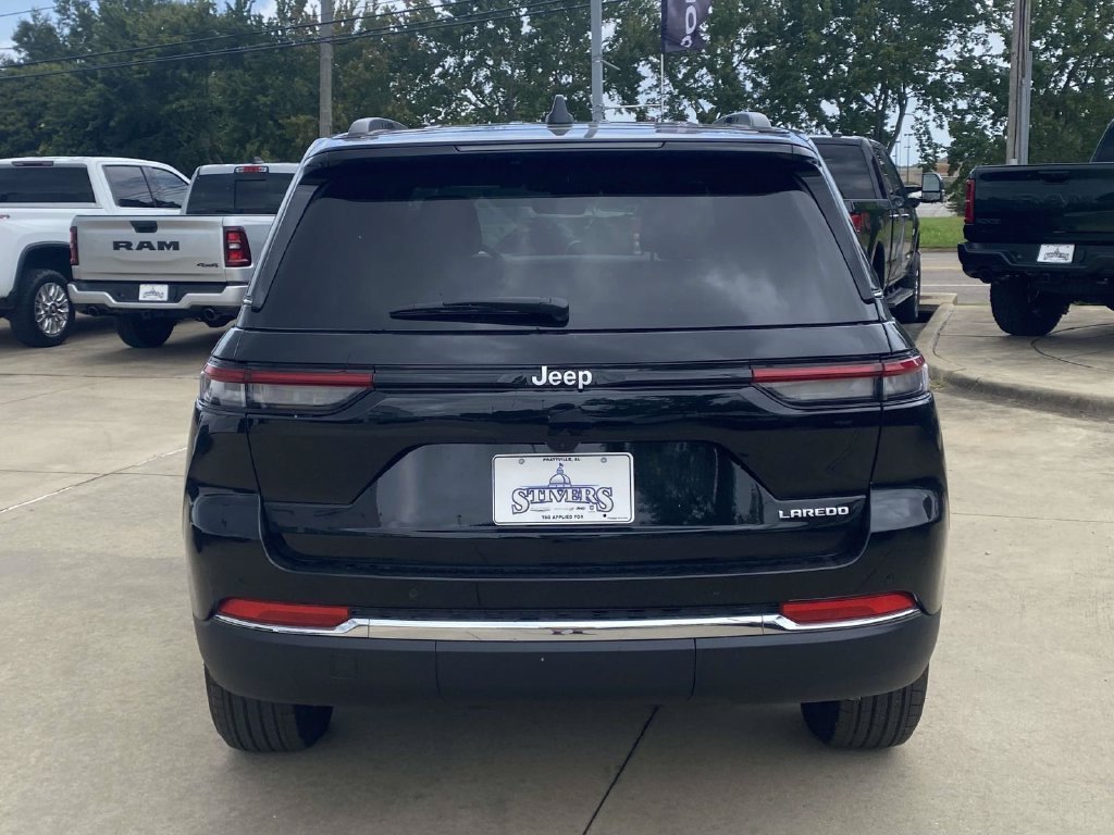 New 2026 Jeep Grand Cherokee Laredo X RWD image 35