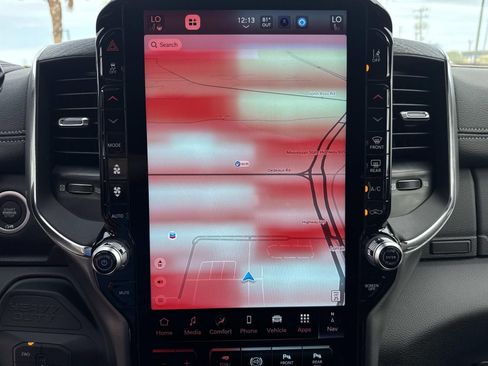 New 2026 RAM 2500 Laramie AWD/4WD image 25