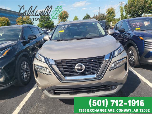 Used 2021 Nissan Rogue SL w/ Premium Package FWD image 2