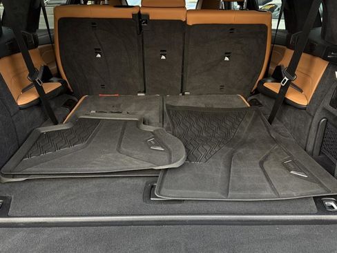 Used 2024 BMW X7 xDrive40i image 22