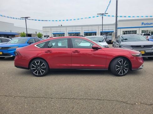 New 2026 Honda Accord Touring image 4