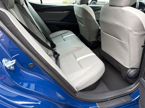 Used 2026 Toyota Camry SE w/ Multimedia Upgrade Package image 15