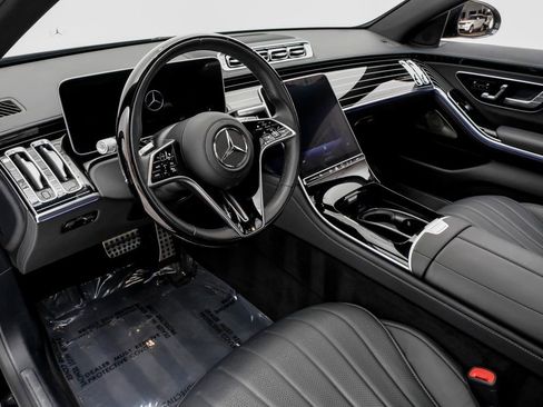 Used 2023 Mercedes-Benz S 580 4MATIC Sedan w/ AMG Line image 6