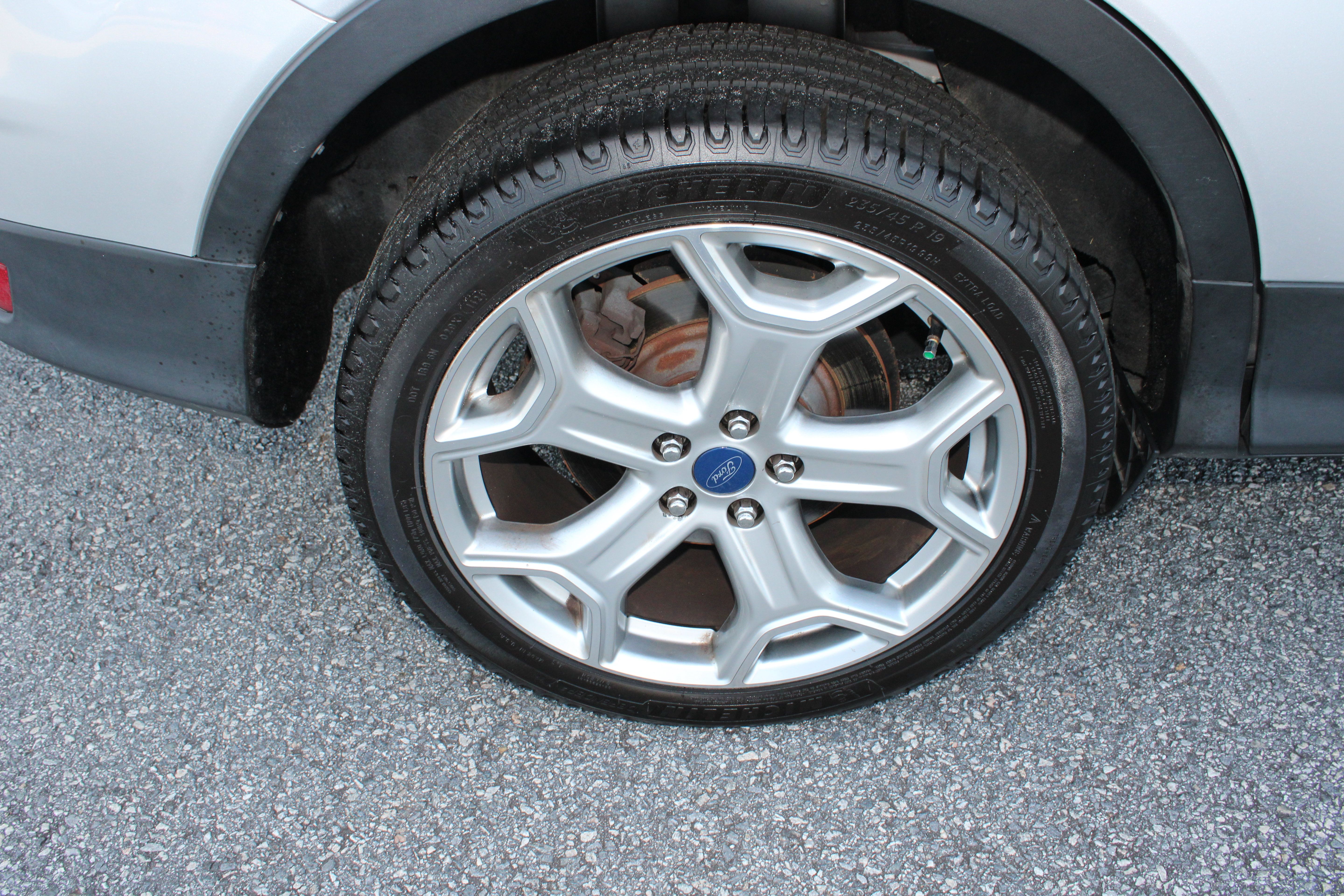 Used 2017 Ford Escape Titanium FWD image 13