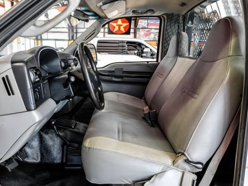 Used 2006 Ford F350 XL AWD/4WD image 6