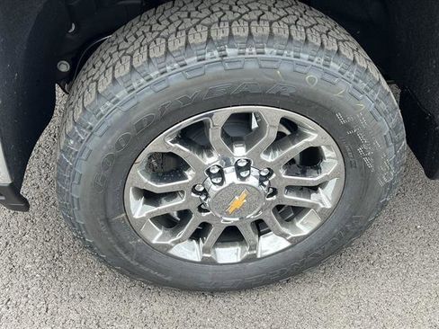 New 2026 Chevrolet Silverado 2500 LTZ w/ LTZ Premium Package image 11