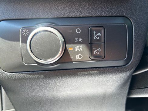 Used 2022 Ford Escape SE w/ Cold Weather Package AWD/4WD image 12