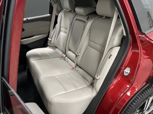 Used 2023 Nissan Rogue SL w/ SL Premium Package image 31