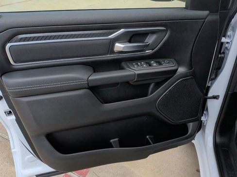 New 2026 RAM 1500 4x4 Crew Cab image 10