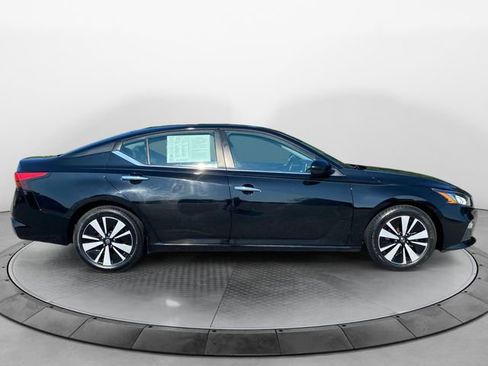 Used 2022 Nissan Altima 2.5 SV image 6