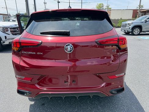 Used 2023 Buick Encore GX Select w/ Sport Touring Package FWD image 4