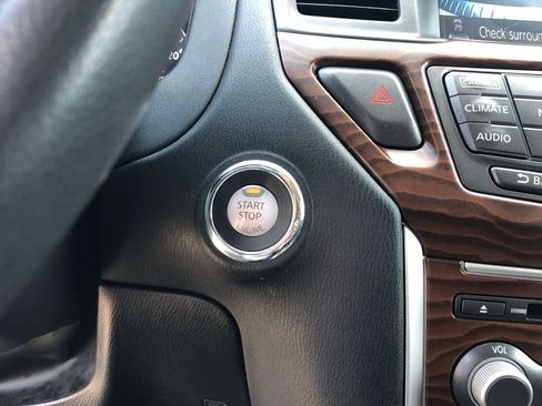 Certified 2020 Nissan Pathfinder Platinum image 20