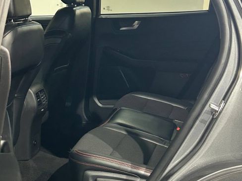 Used 2025 Ford Escape ST-Line AWD/4WD image 38
