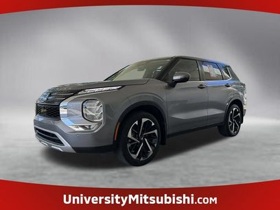 Used 2023 Mitsubishi Outlander SE