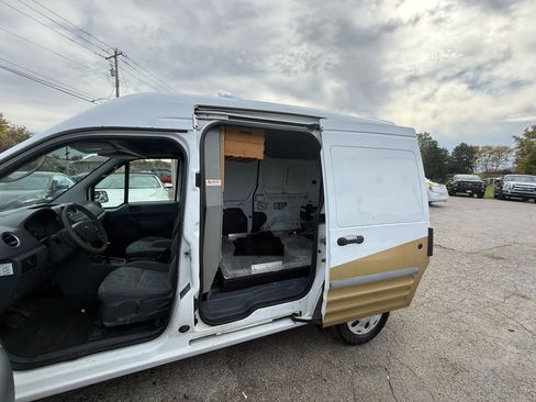 Used 2012 Ford Transit Connect XLT image 16