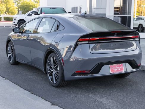 New 2027 Toyota Prius Limited w/ Limited Premium Package FWD image 6