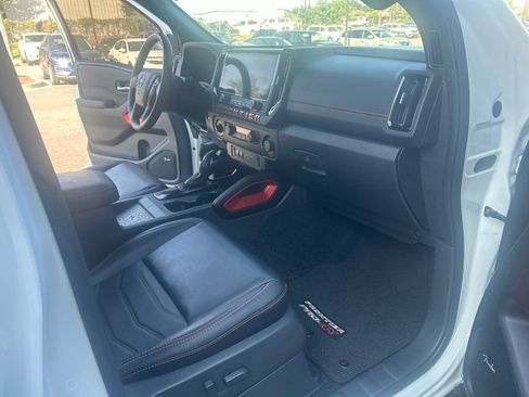 Certified 2025 Nissan Frontier PRO-4X w/ Pro Premium Package AWD/4WD image 33